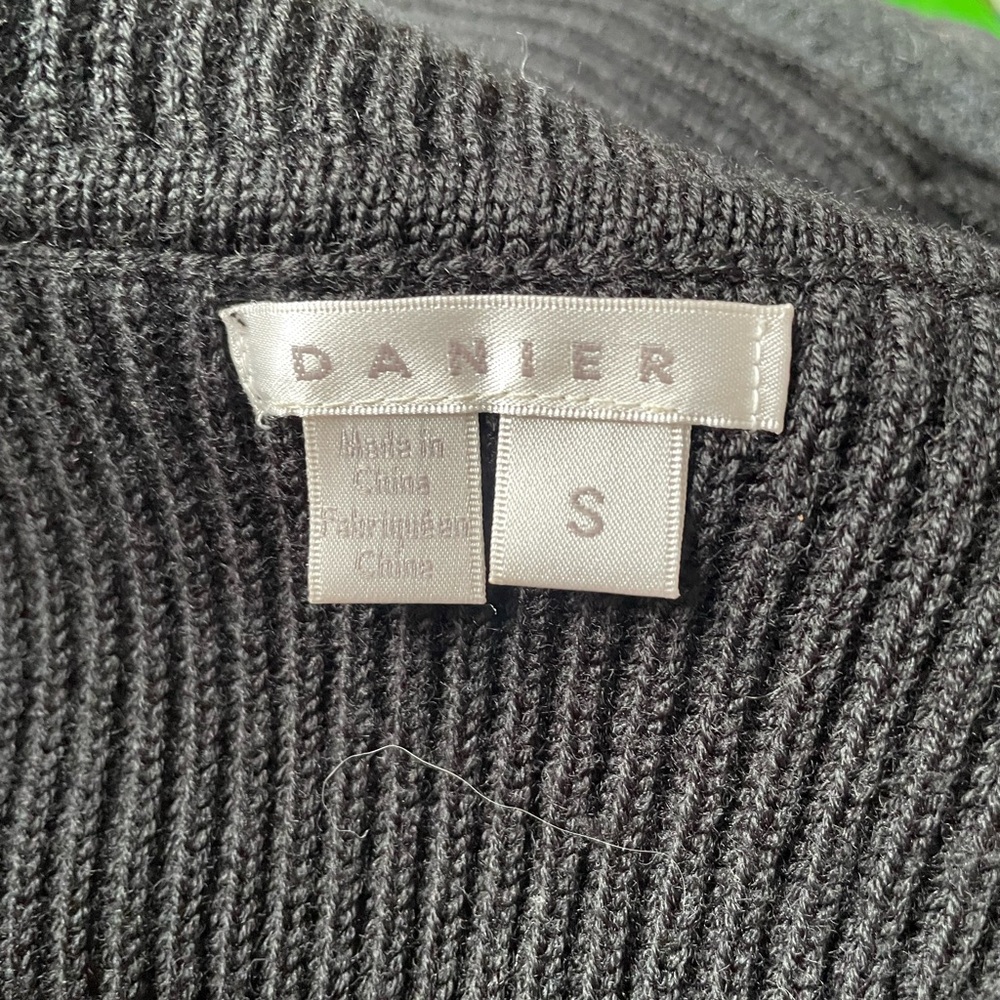 Wool mix black super cowl dress tunic Danier sleeveless - Picture 6 of 7